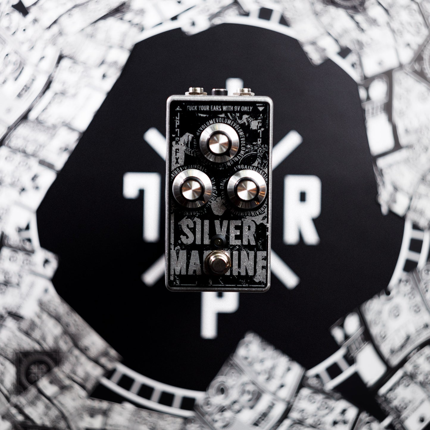 JPTR FX Silvermachine - Dual-gain-stage Fuzz Pedal