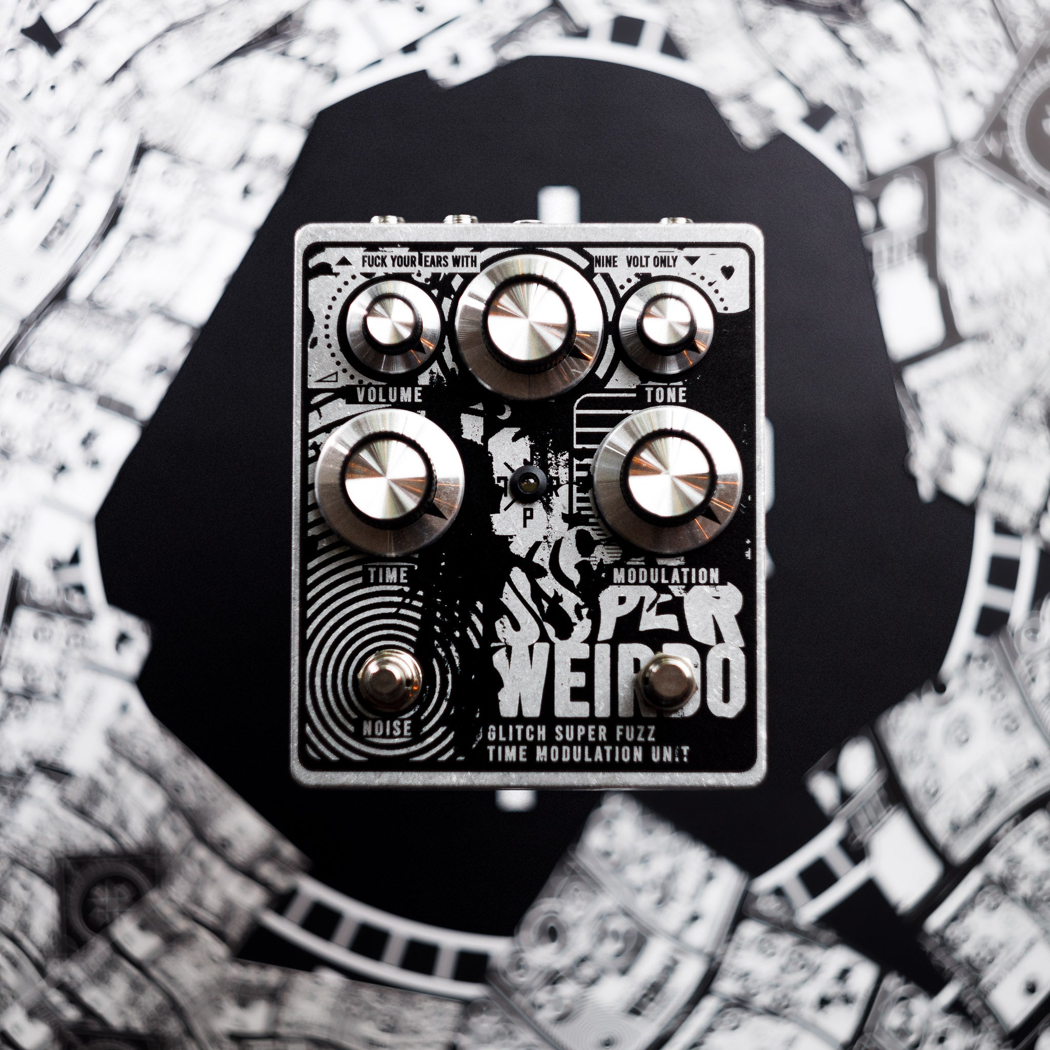 JPTR FX Super Weirdo - Fuzz Modulator Pedal